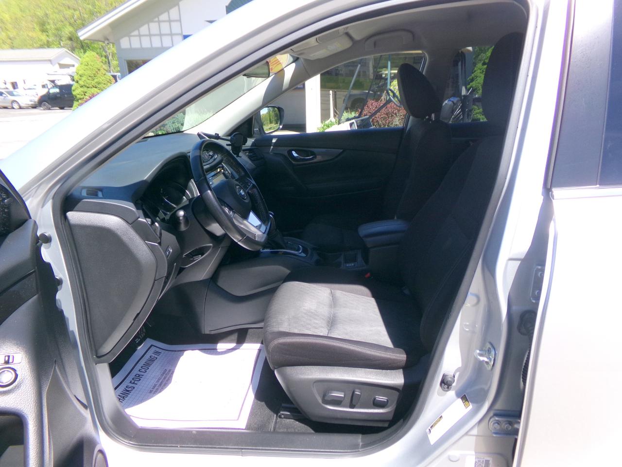 Nissan Rogue AWD SV 2020