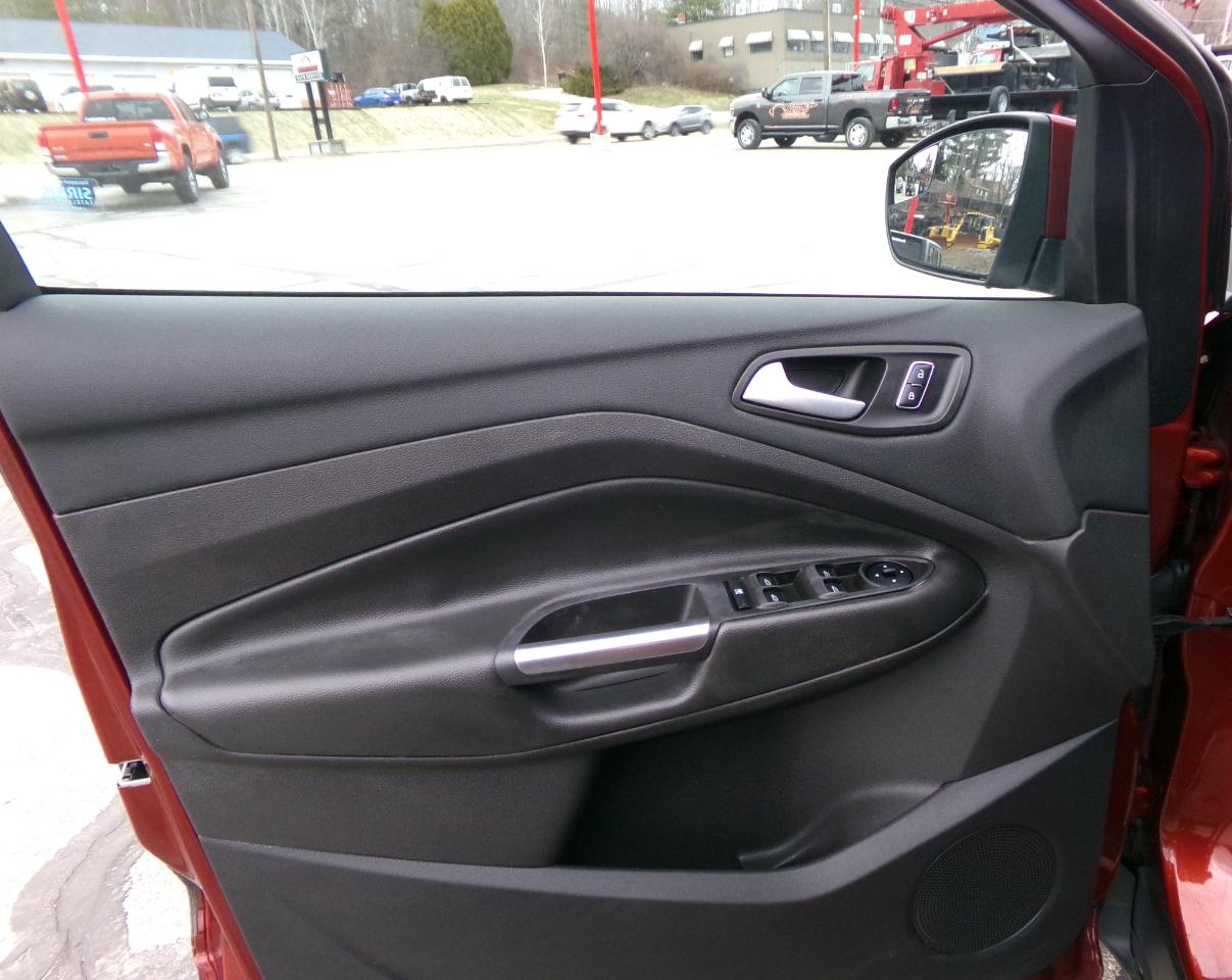Ford Escape 4WD 4dr SE 2015