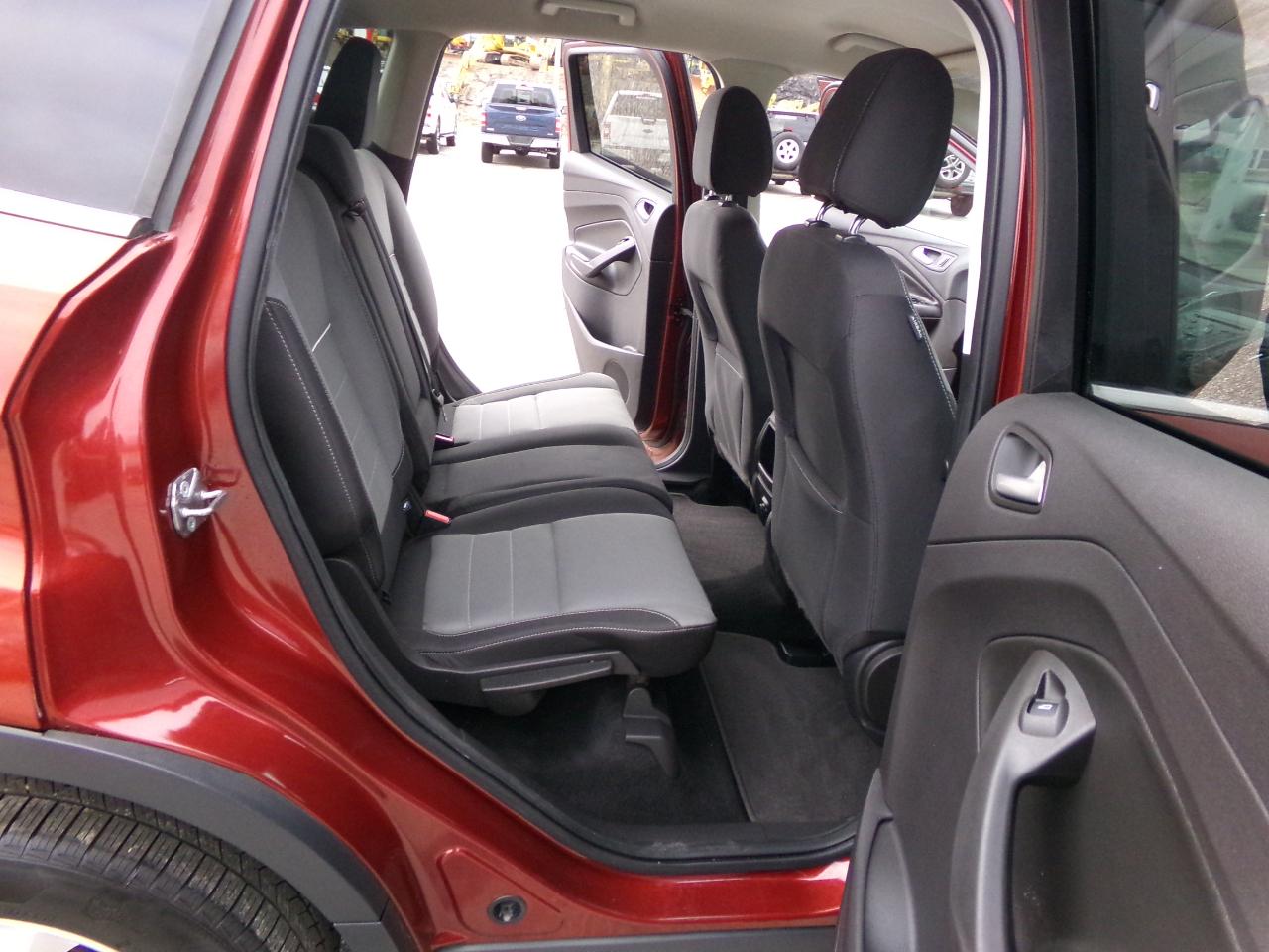 Ford Escape 4WD 4dr SE 2015