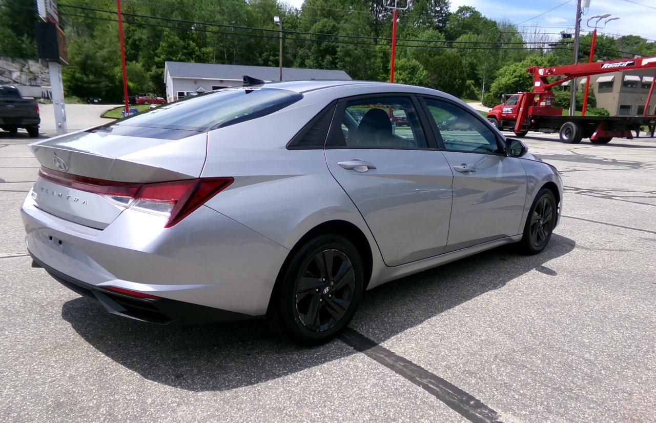 Hyundai Elantra SEL IVT SULEV *Ltd Avail* 2021
