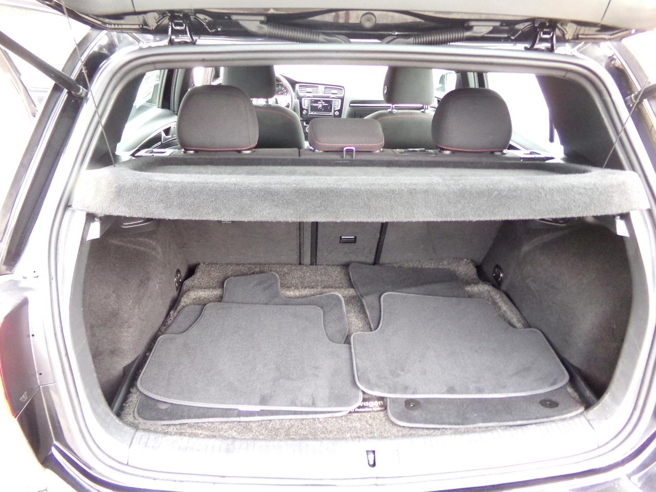 Volkswagen Golf GTI 2.0T 4-Door Autobahn DSG 2017