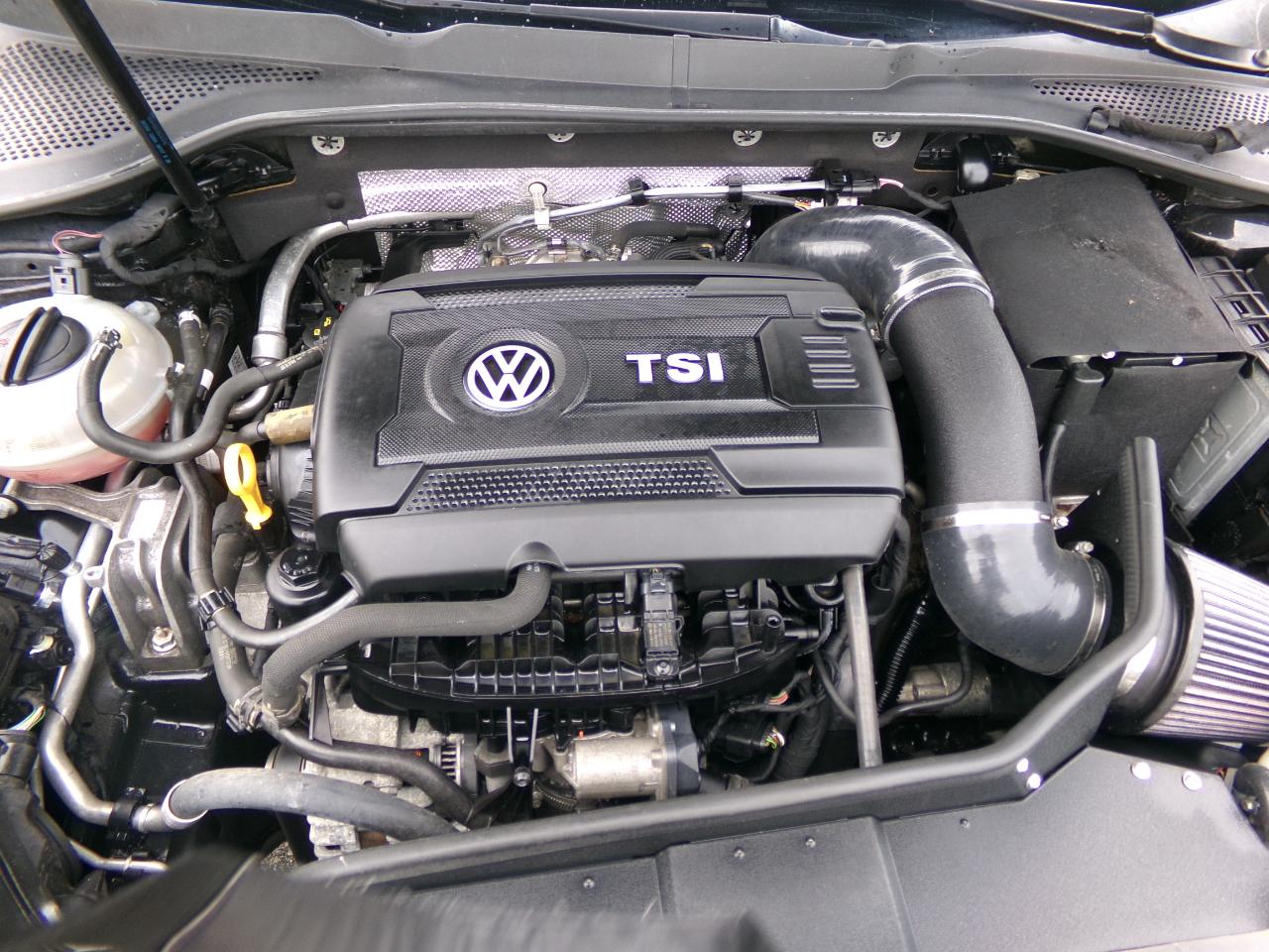 Volkswagen Golf GTI 2.0T 4-Door Autobahn DSG 2017