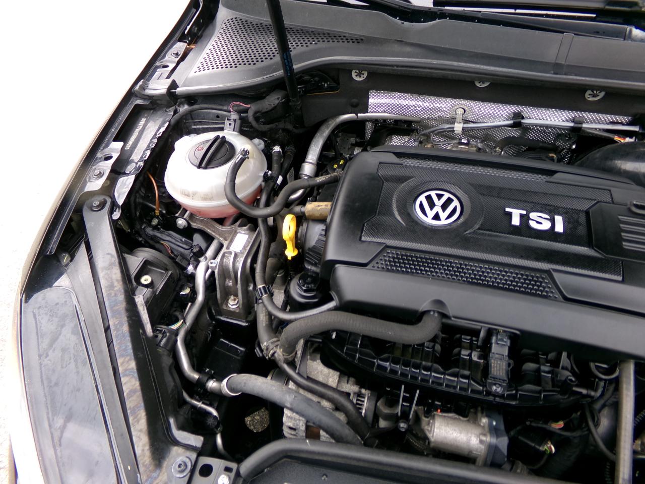 Volkswagen Golf GTI 2.0T 4-Door Autobahn DSG 2017