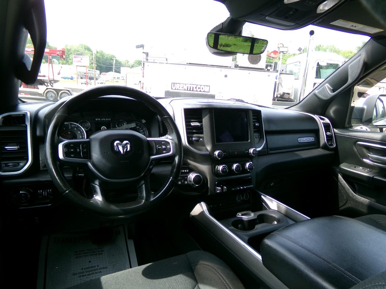 RAM 1500 Big Horn/Lone Star 4x4 Crew Cab 5'7" Box 2019
