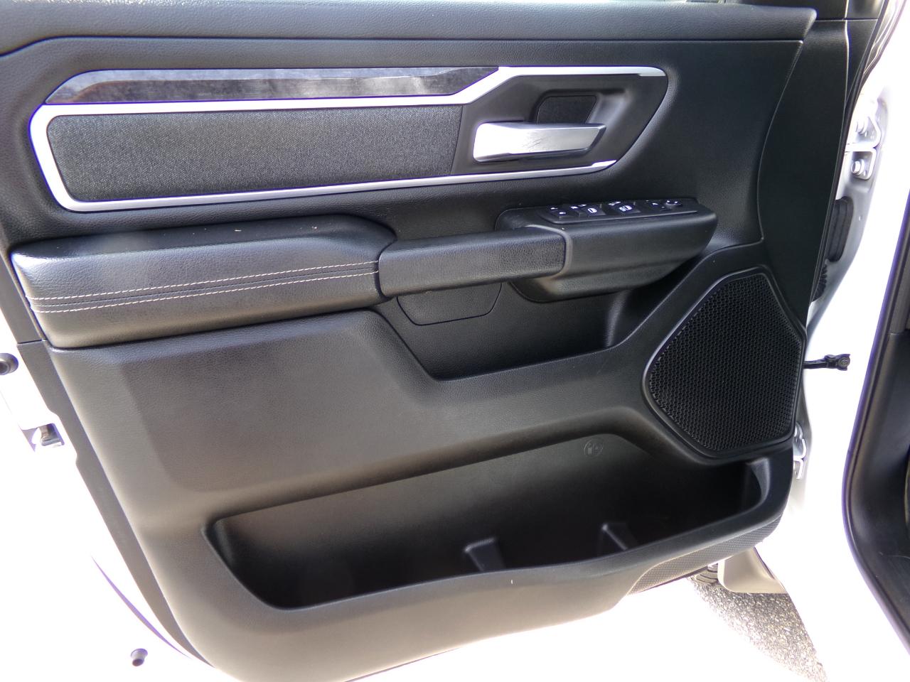 RAM 1500 Big Horn/Lone Star 4x4 Crew Cab 5'7" Box 2019