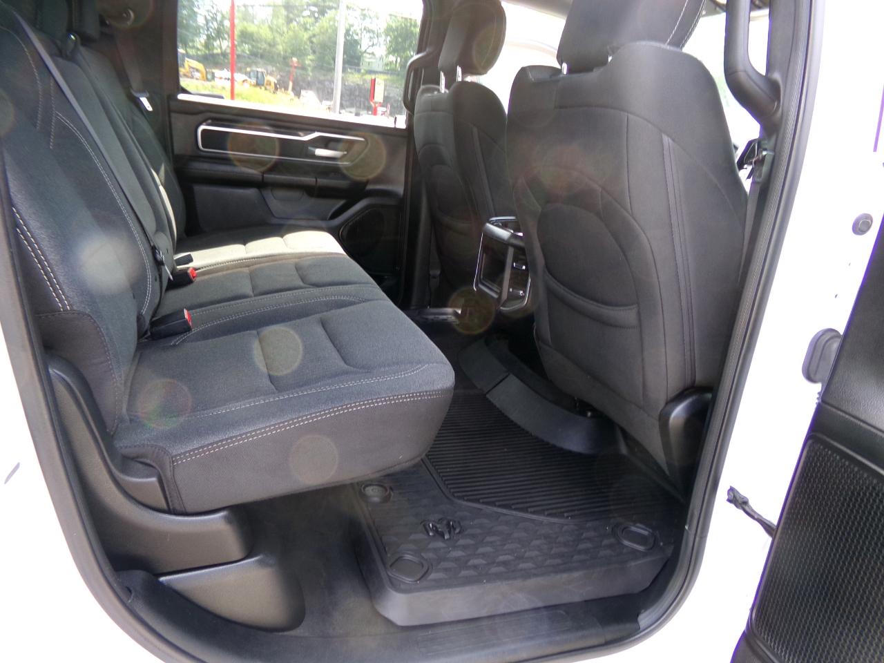 RAM 1500 Big Horn/Lone Star 4x4 Crew Cab 5'7" Box 2019