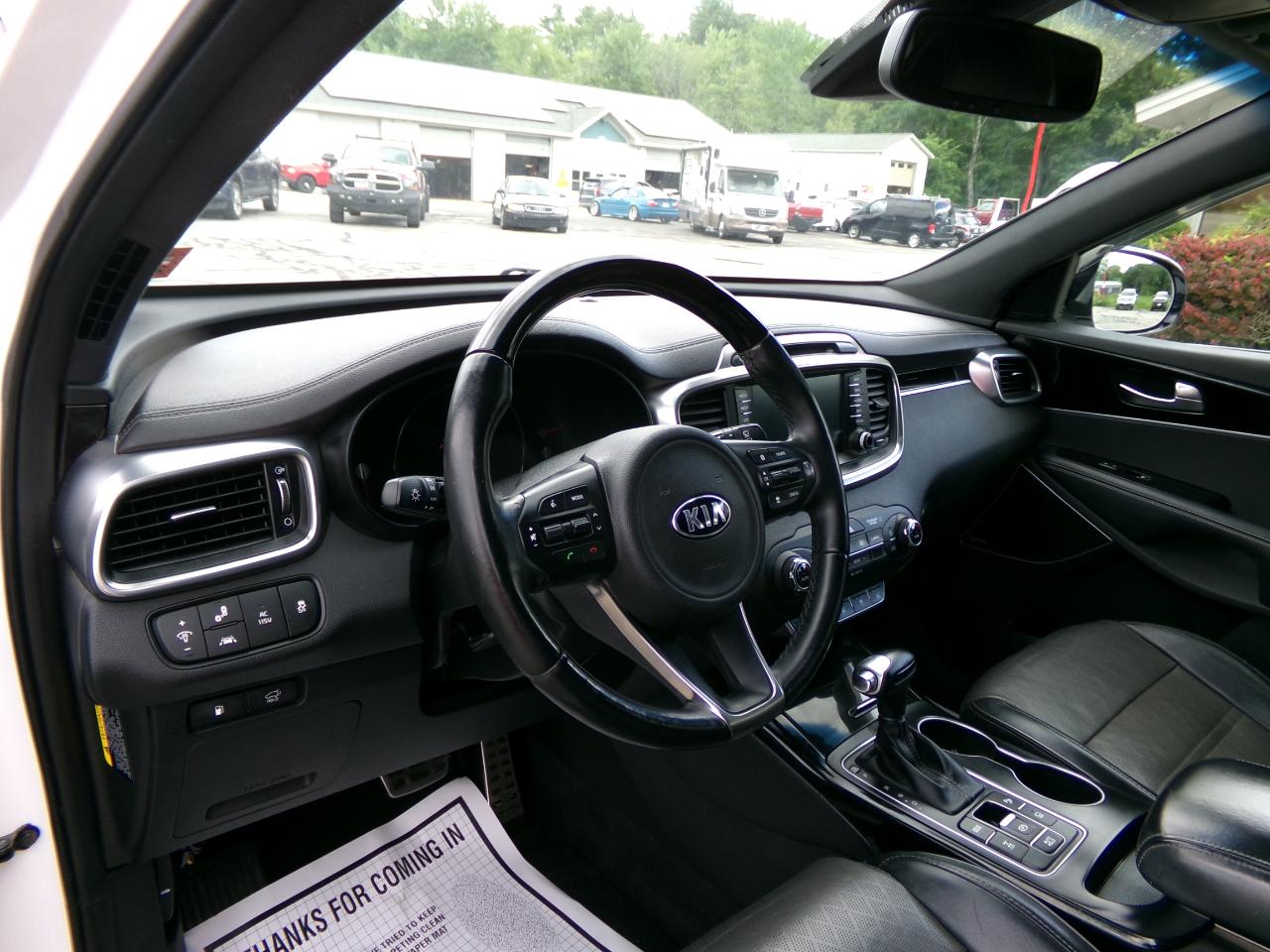 Kia Sorento AWD 4dr 3.3L SXL 2016