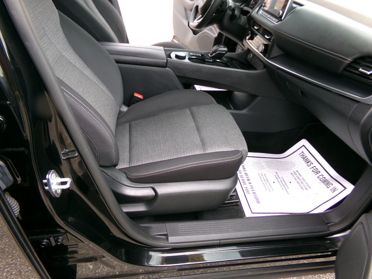 Nissan Rogue AWD S 2022