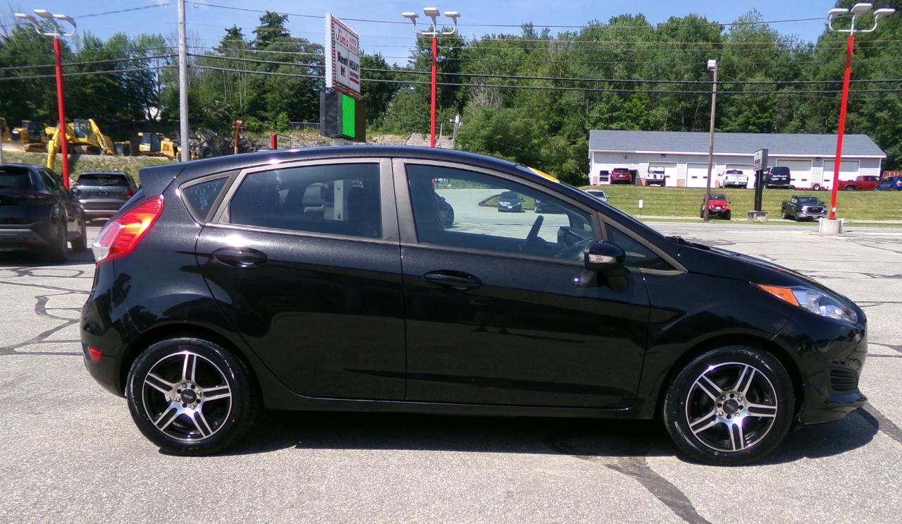 Ford Fiesta 5dr HB SE 2015
