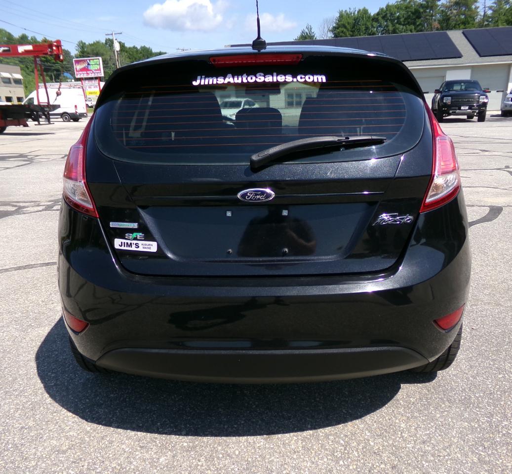 Ford Fiesta 5dr HB SE 2015