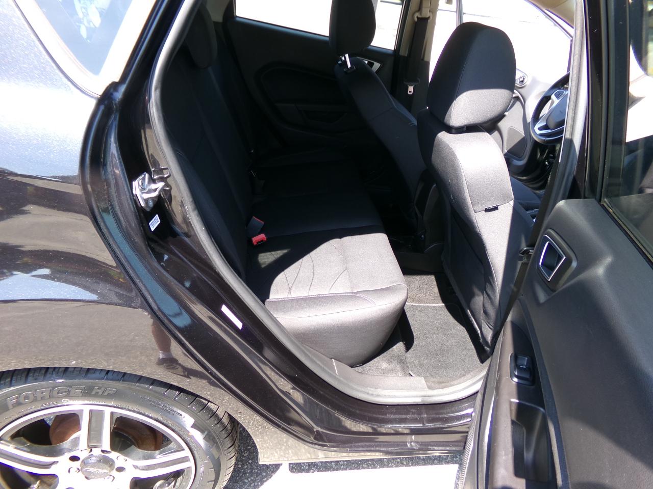 Ford Fiesta 5dr HB SE 2015