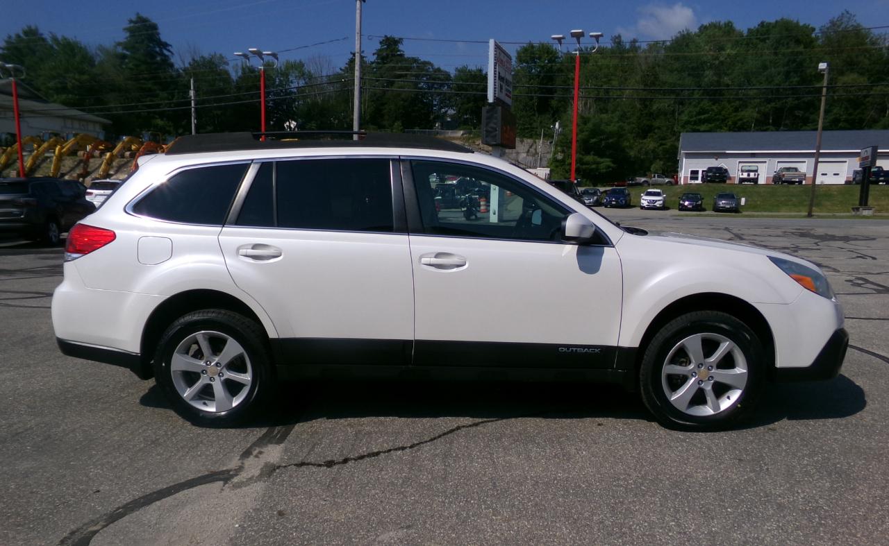 Subaru Outback 4dr Wgn H4 Auto 2.5i Premium 2014