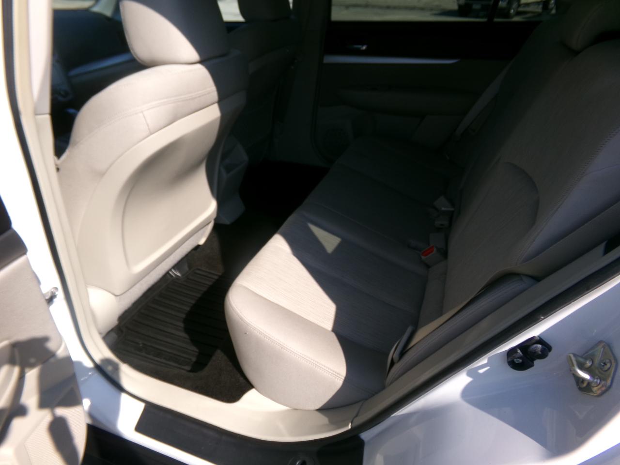 Subaru Outback 4dr Wgn H4 Auto 2.5i Premium 2014