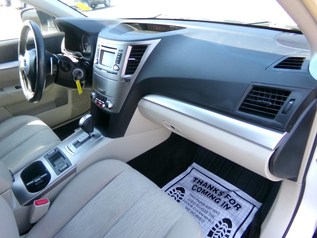 Subaru Outback 4dr Wgn H4 Auto 2.5i Premium 2014