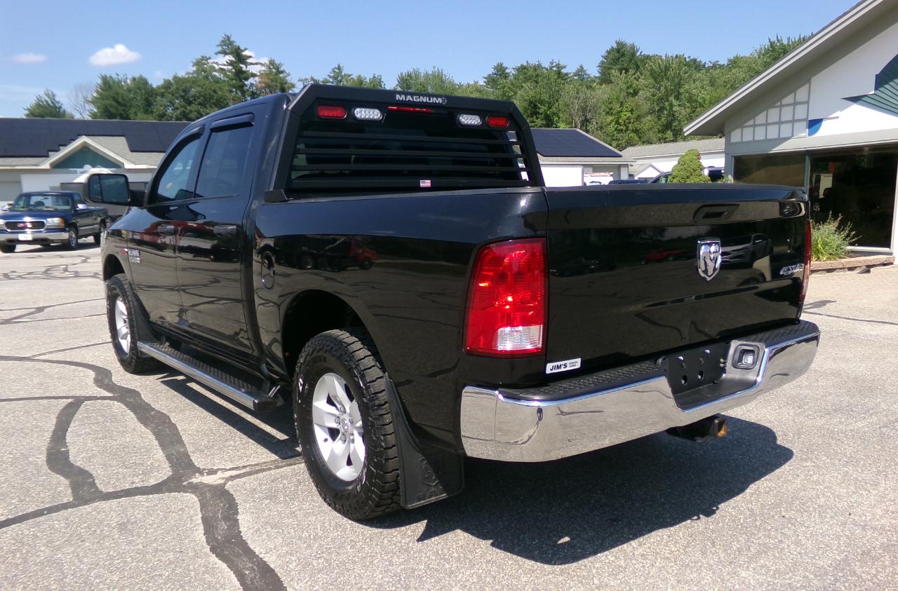 RAM 1500 4WD Crew Cab 140.5" Tradesman 2016