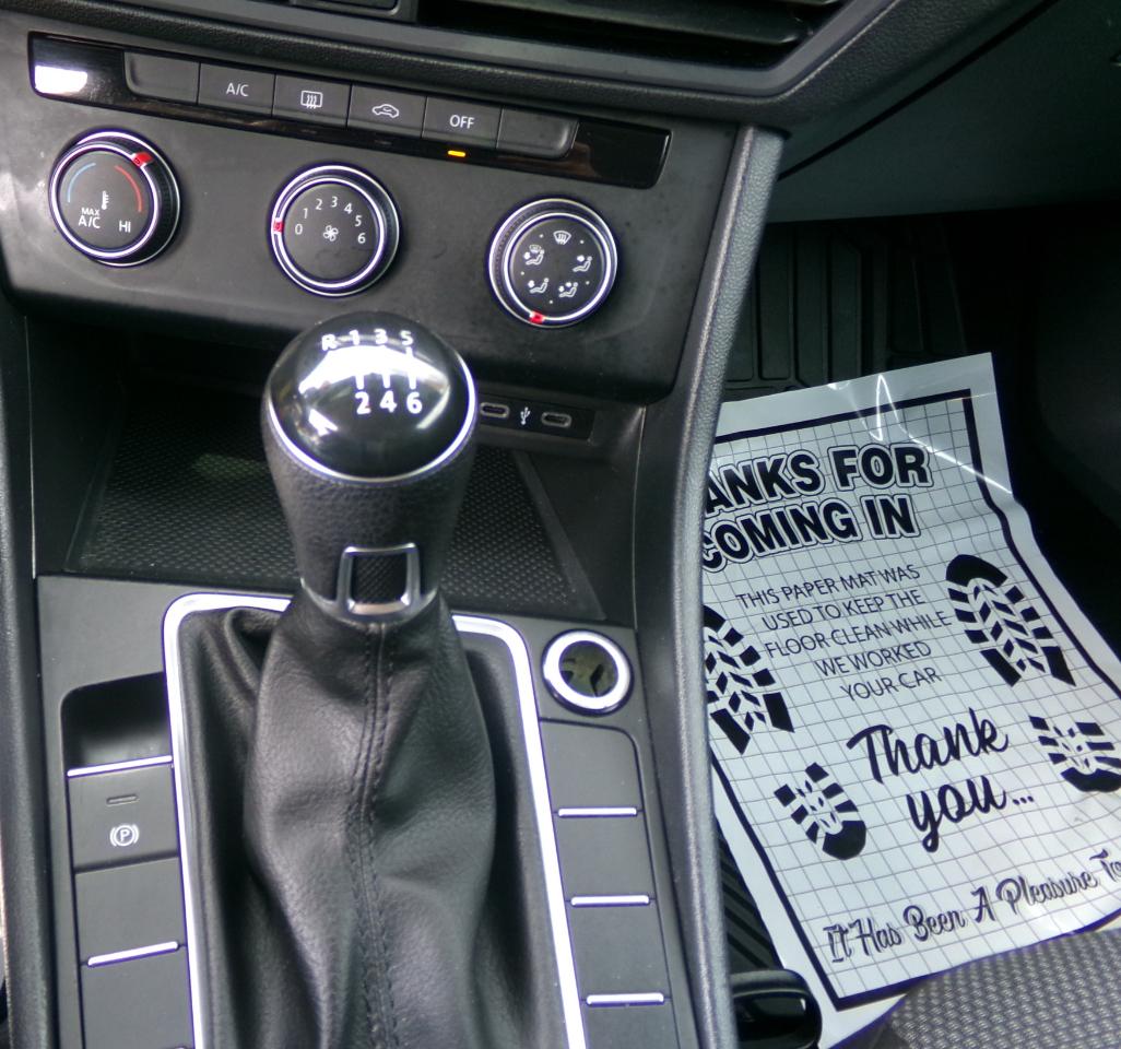 Volkswagen Jetta S 5M 2020