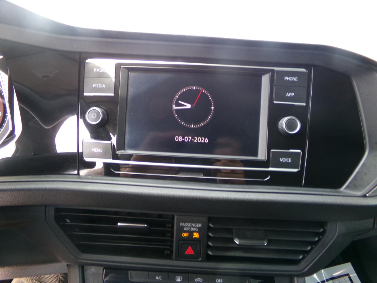 Volkswagen Jetta S 5M 2020