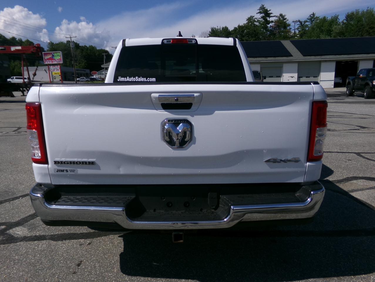 RAM 1500 Big Horn/Lone Star 4x4 Crew Cab 5'7" Box 2019