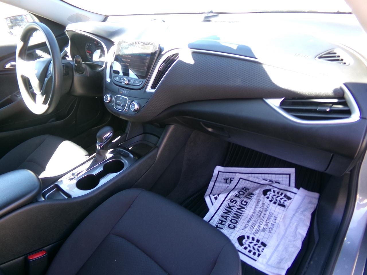 Chevrolet Malibu 4dr Sdn LS w/1FL 2023