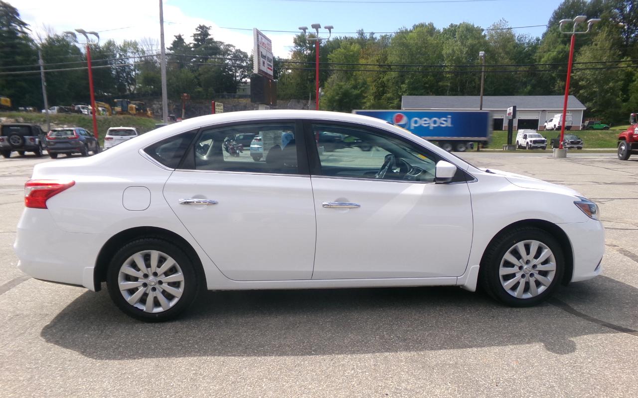 Nissan Sentra S CVT 2017