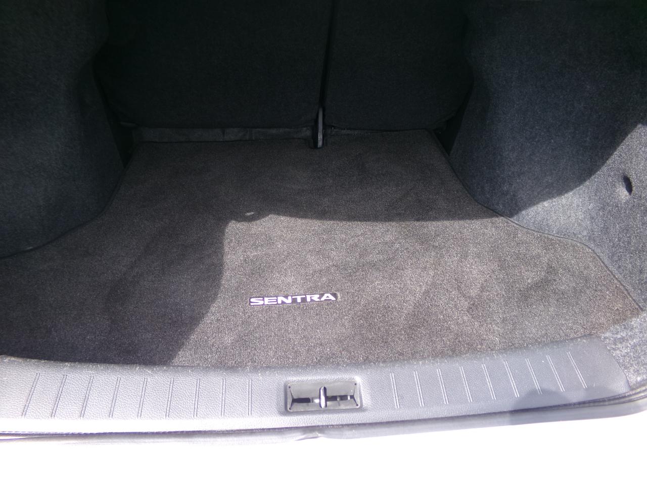 Nissan Sentra S CVT 2017