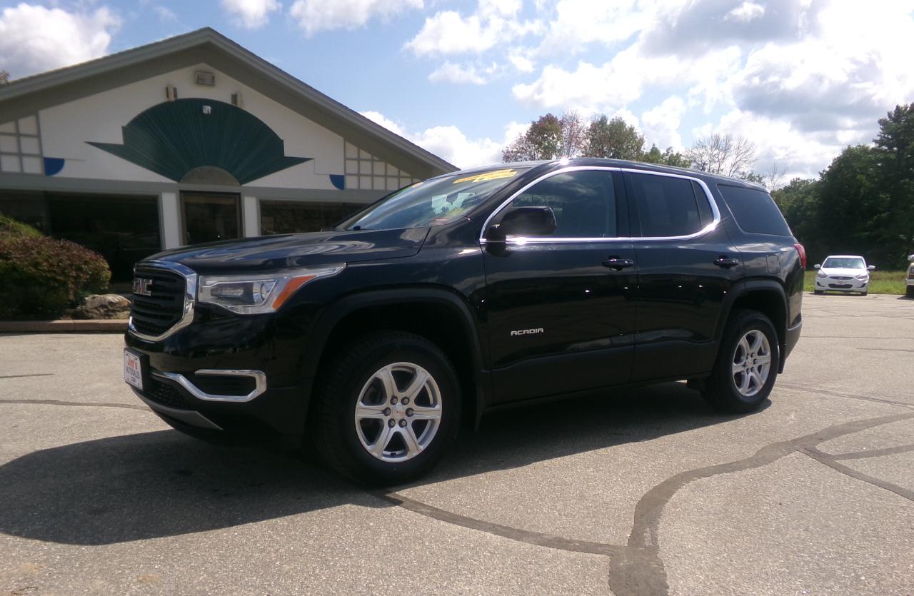 GMC Acadia AWD 4dr SLE w/SLE-1 2018