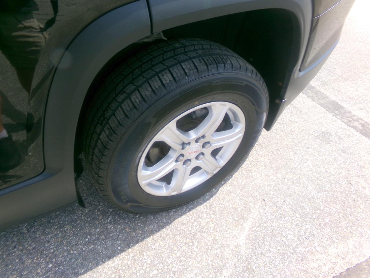 GMC Acadia AWD 4dr SLE w/SLE-1 2018