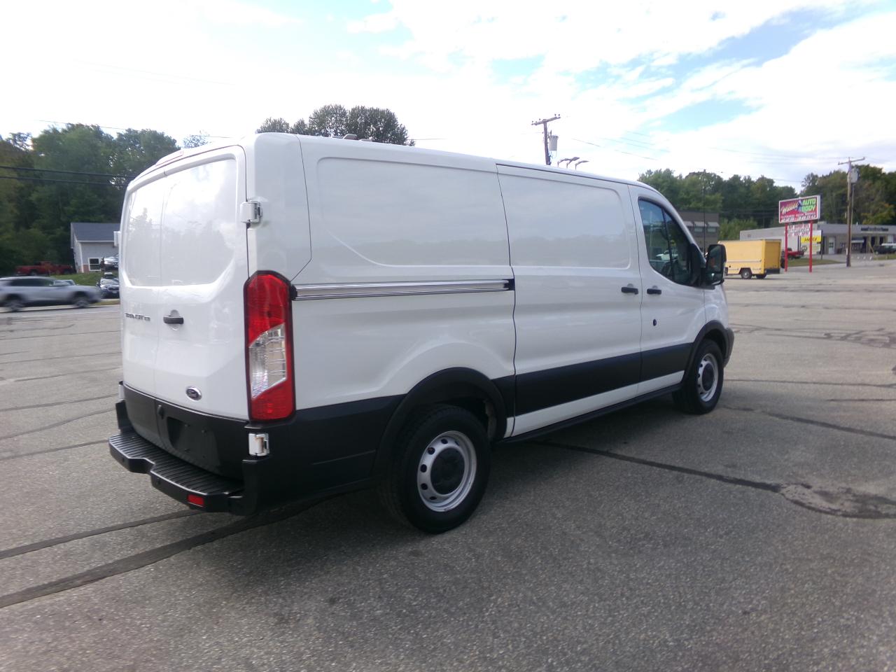 Ford Transit Van T-150 130" Low Rf 8600 GVWR Sliding RH Dr 2019
