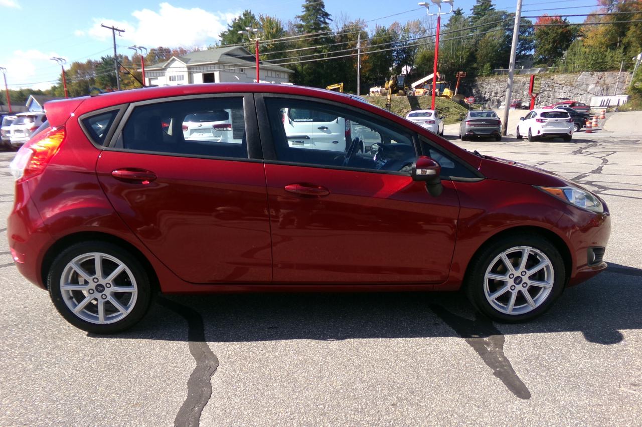 Ford Fiesta 5dr HB SE 2014