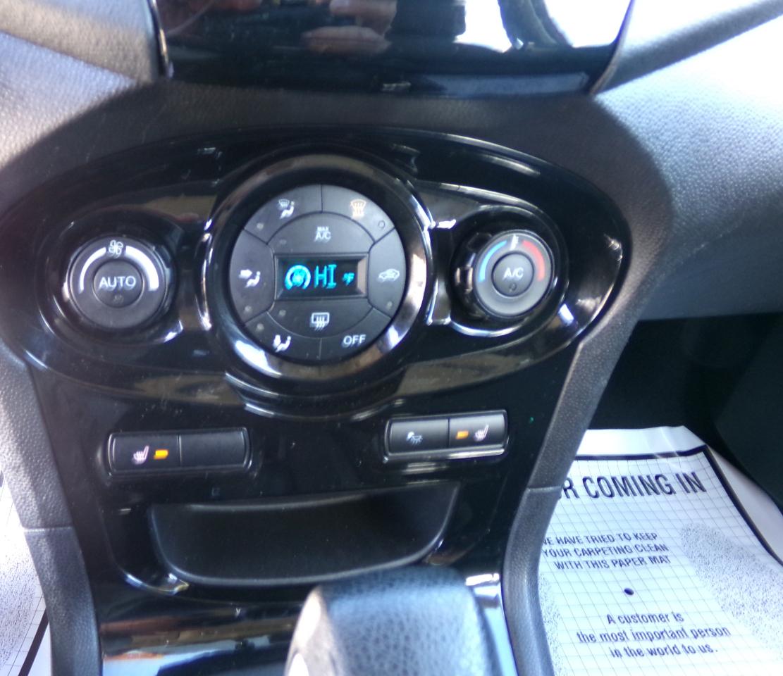 Ford Fiesta 5dr HB SE 2014