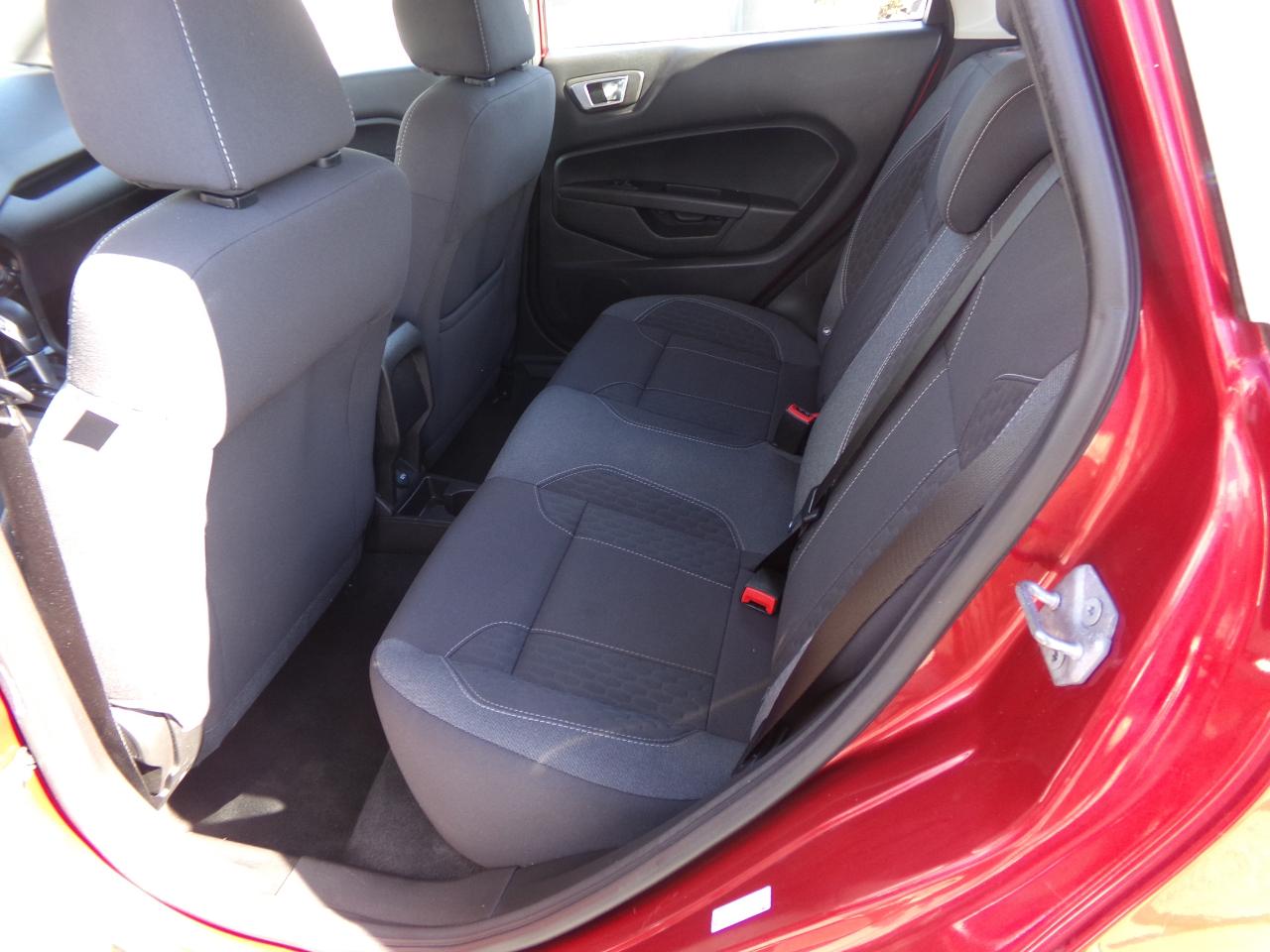 Ford Fiesta 5dr HB SE 2014