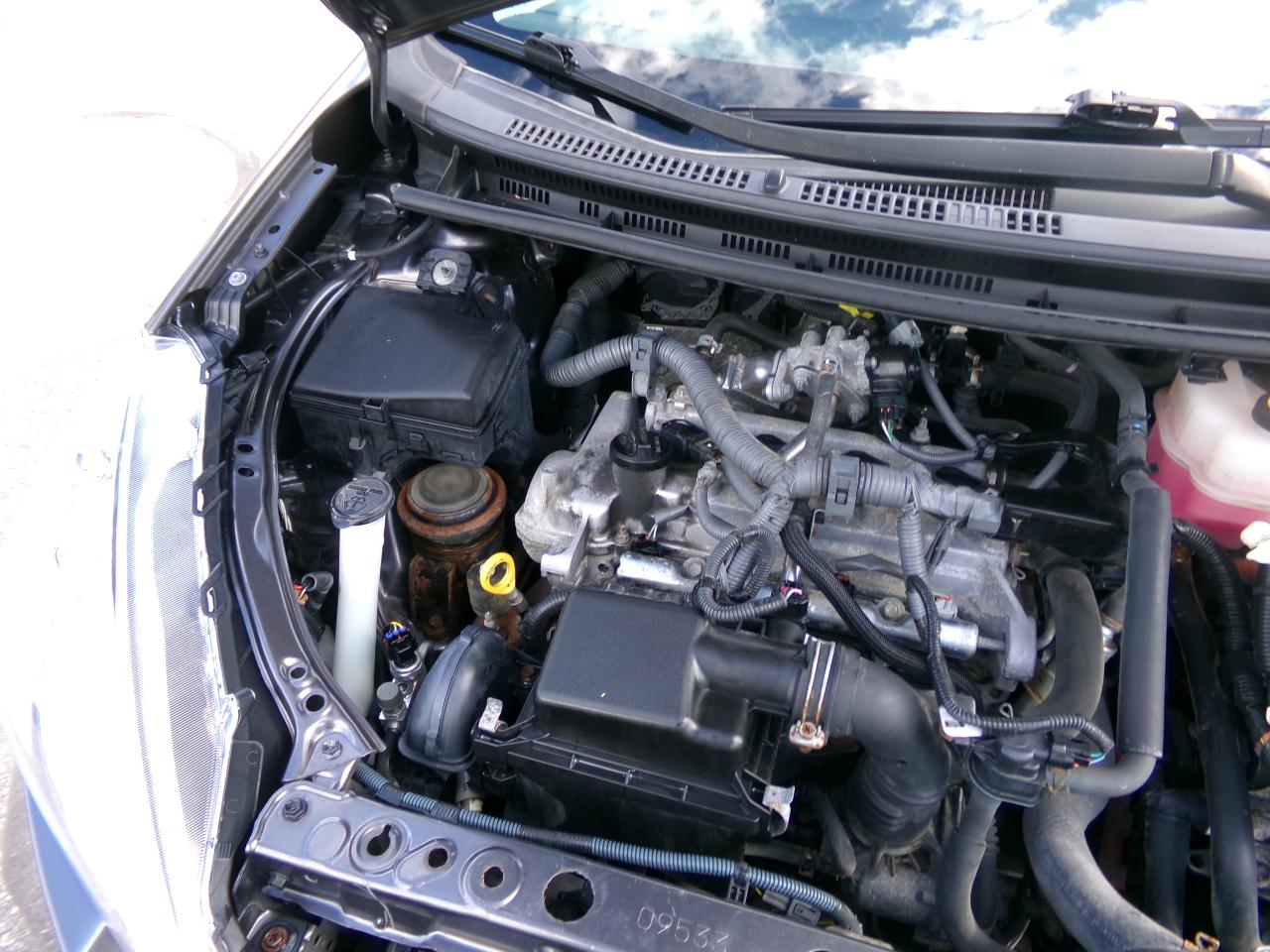 Toyota Prius C photo 24