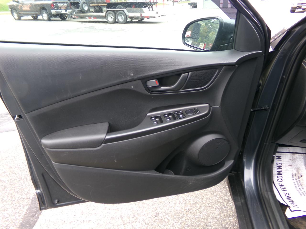 Hyundai Kona photo 13