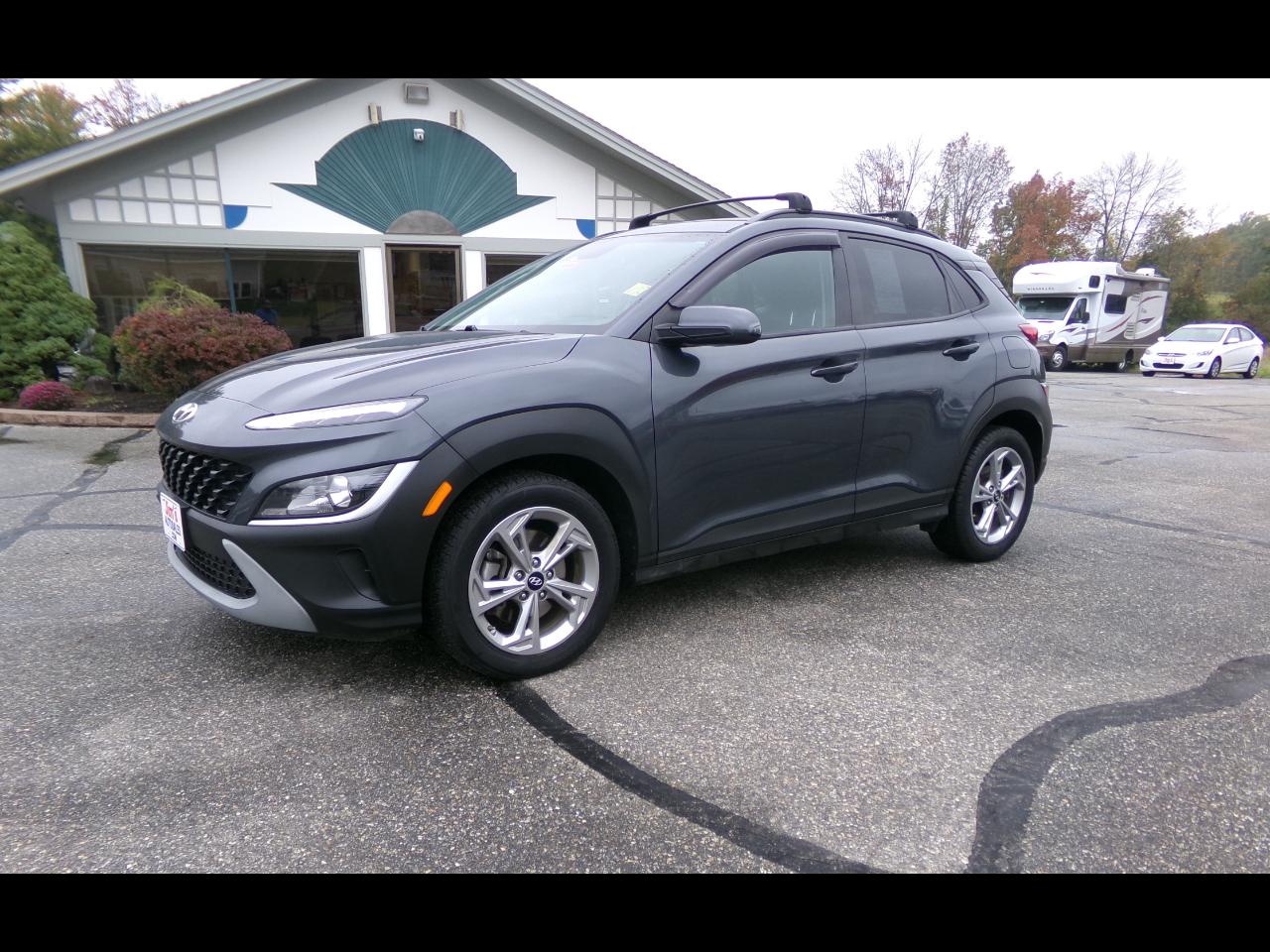 Hyundai Kona photo 2
