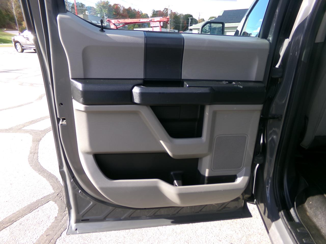 Ford F-150 photo 10