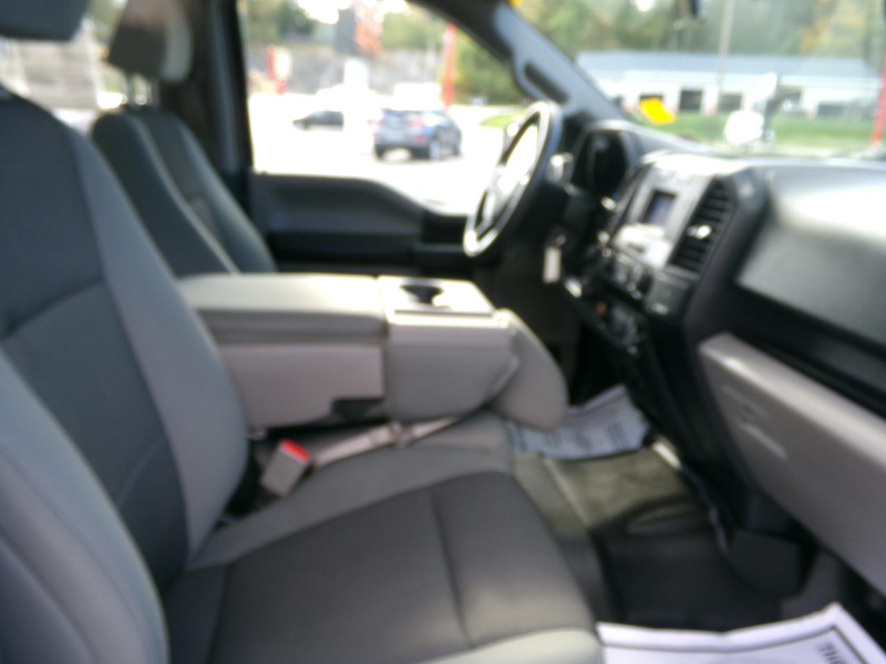Ford F-150 photo 25