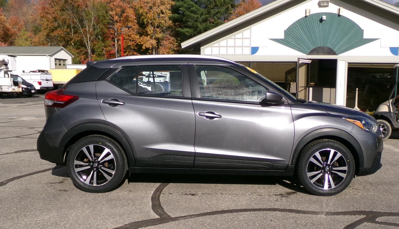 Nissan Kicks SV FWD 2019