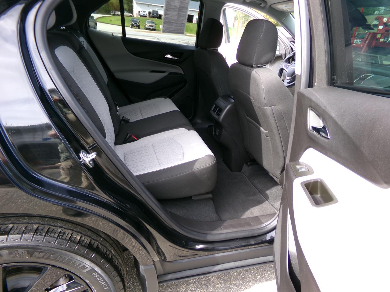 Chevrolet Equinox AWD 4dr LS w/1LS 2024