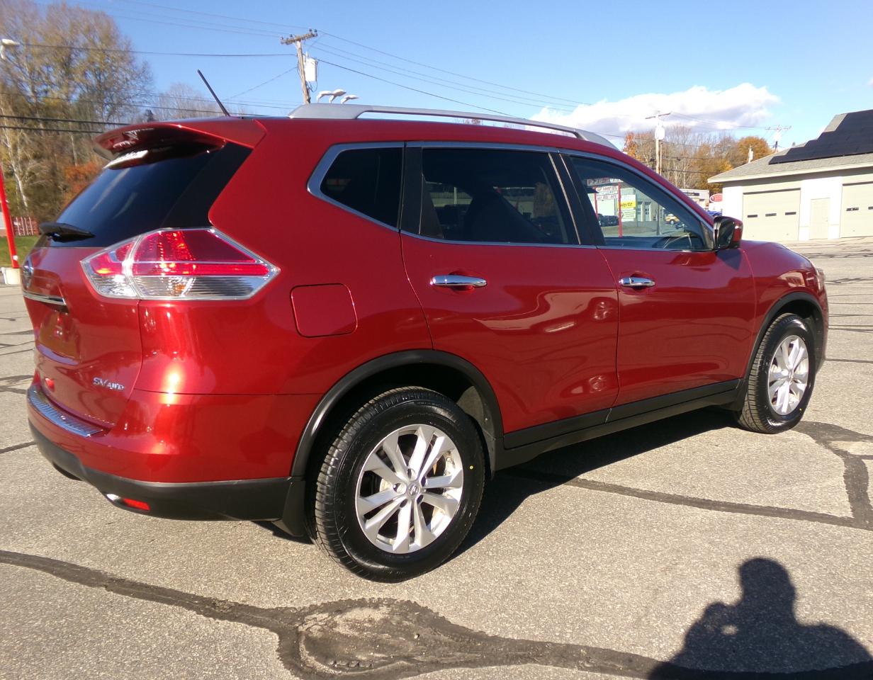 Nissan Rogue AWD 4dr SV 2016