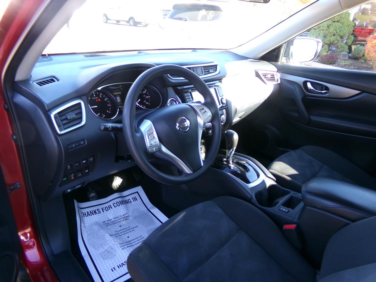 Nissan Rogue AWD 4dr SV 2016