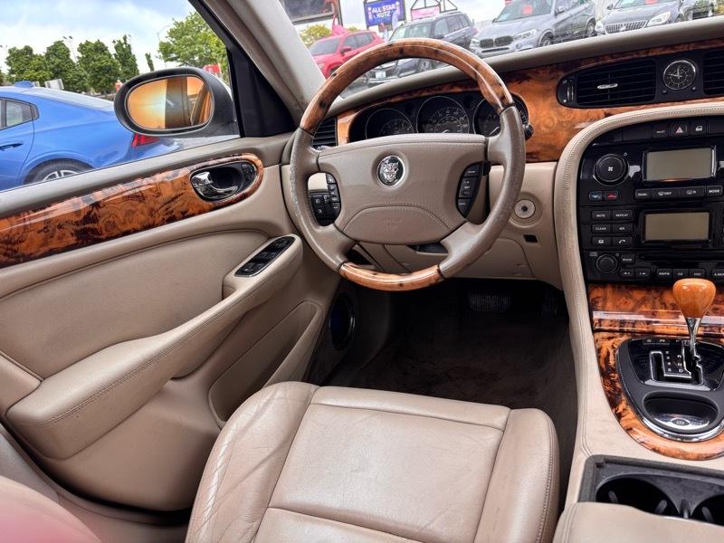 Jaguar XJ-Series XJ8 2004