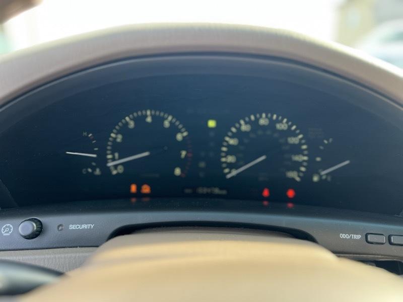 Lexus LS 400 Base 1995