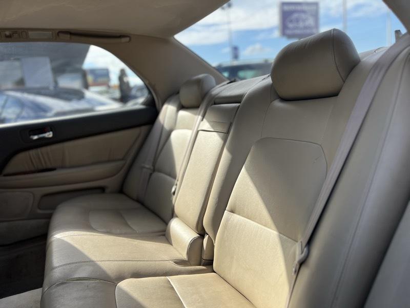 Lexus LS 400 Base 1995
