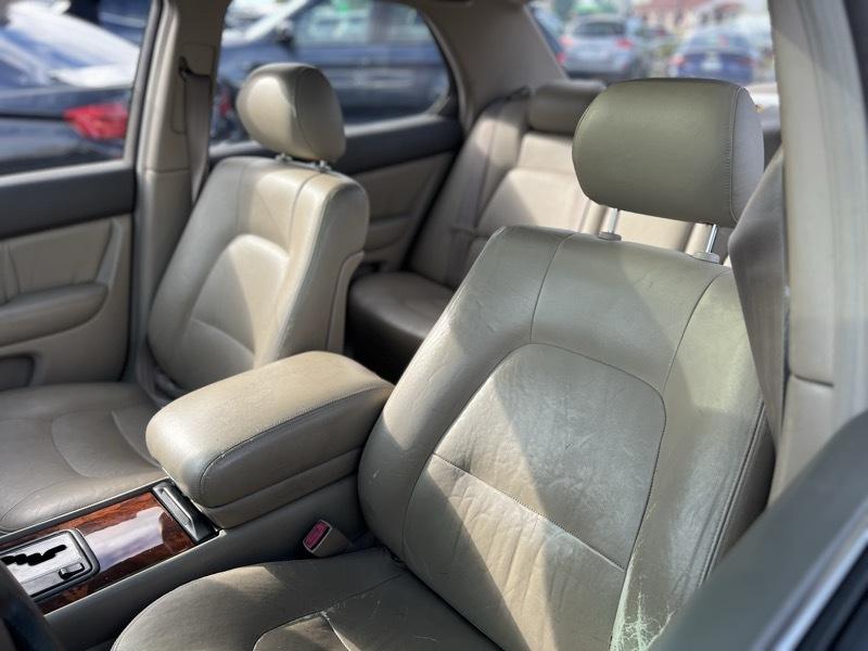 Lexus LS 400 Base 1995
