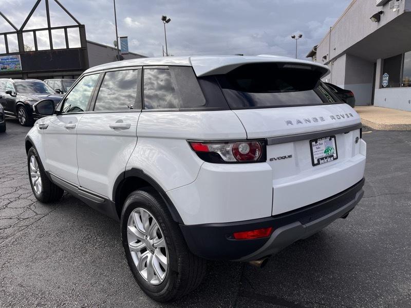 Land Rover Range Rover Evoque Pure Plus 5-Door 2015