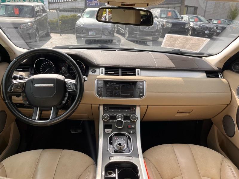 Land Rover Range Rover Evoque Pure Plus 5-Door 2015