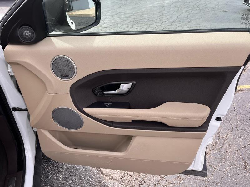 Land Rover Range Rover Evoque Pure Plus 5-Door 2015