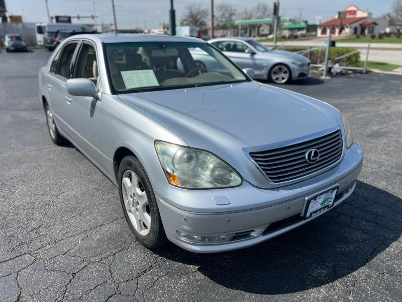 Lexus LS 430 Sedan 2004