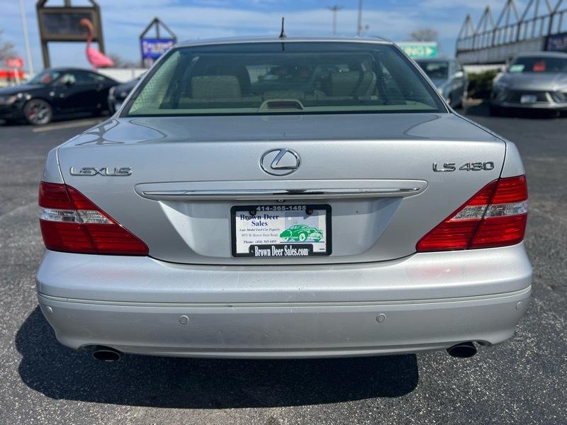 Lexus LS 430 Sedan 2004