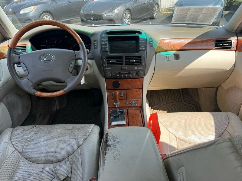 Lexus LS 430 Sedan 2004